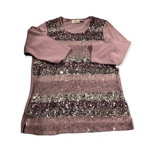Woman's Quacker Factory Lavender Sequined Top Medium
